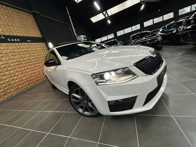 SKODA OCTAVIA RS 2,0 TDI 184 DSG*PANO*ACC*CUIR*GPS*XENON*