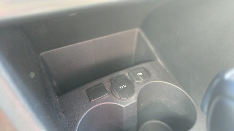 VOLKSWAGEN POLO 1.4 TDI 90 CH SPORTLINE BA 2014