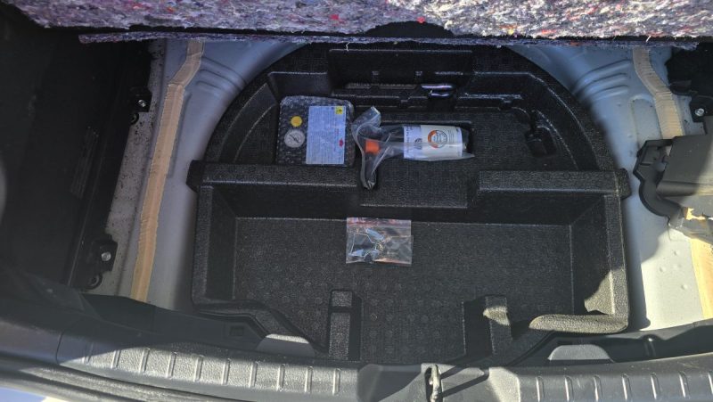 TOYOTA YARIS 100 CV HYBRIDE FRANCE BUSINESS  2018