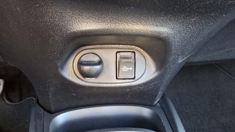 TOYOTA YARIS 100 CV HYBRIDE FRANCE BUSINESS  2018