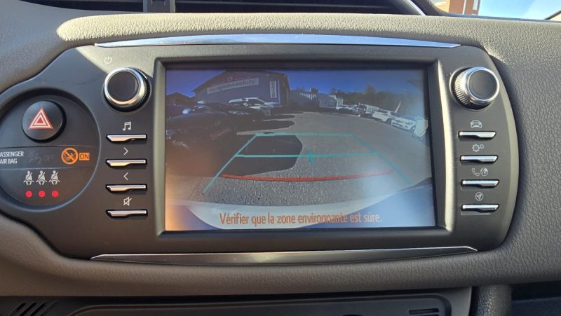 TOYOTA YARIS 100 CV HYBRIDE FRANCE BUSINESS  2018