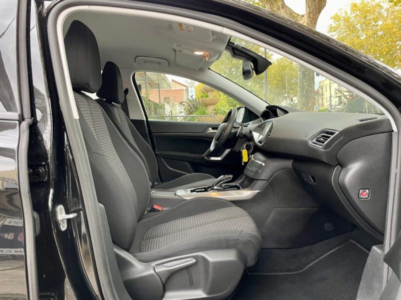 PEUGEOT 308 1.5 BLUEHDI 130 ACTIVE BUSINESS EAT8 **1ÈRE MAIN** 
