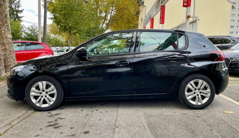 PEUGEOT 308 1.5 BLUEHDI 130 ACTIVE BUSINESS EAT8 **1ÈRE MAIN** 