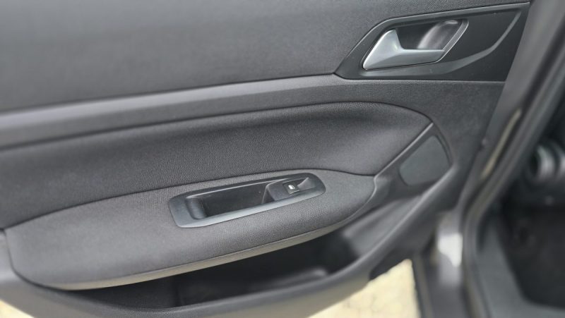 PEUGEOT 308 II 1.5 BLUEHDI 130CH ACTIVE BUSINESS EAT8 2021