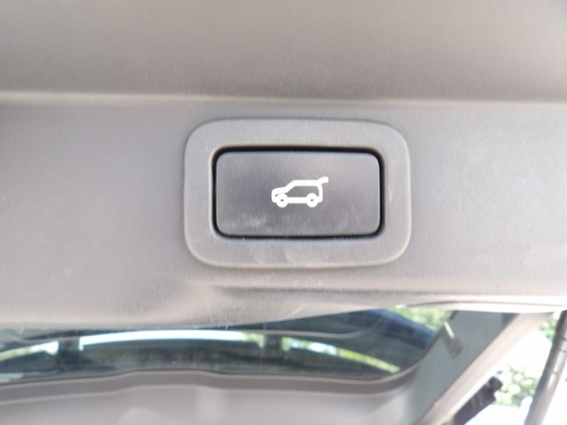 LAND ROVER RANGE ROVER SPORT P400E 404CH HSE