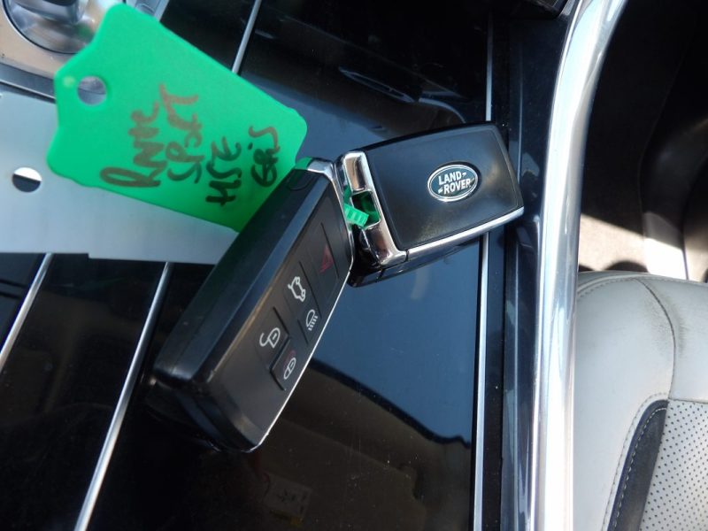 LAND ROVER RANGE ROVER SPORT P400E 404CH HSE