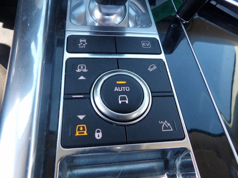 LAND ROVER RANGE ROVER SPORT P400E 404CH HSE