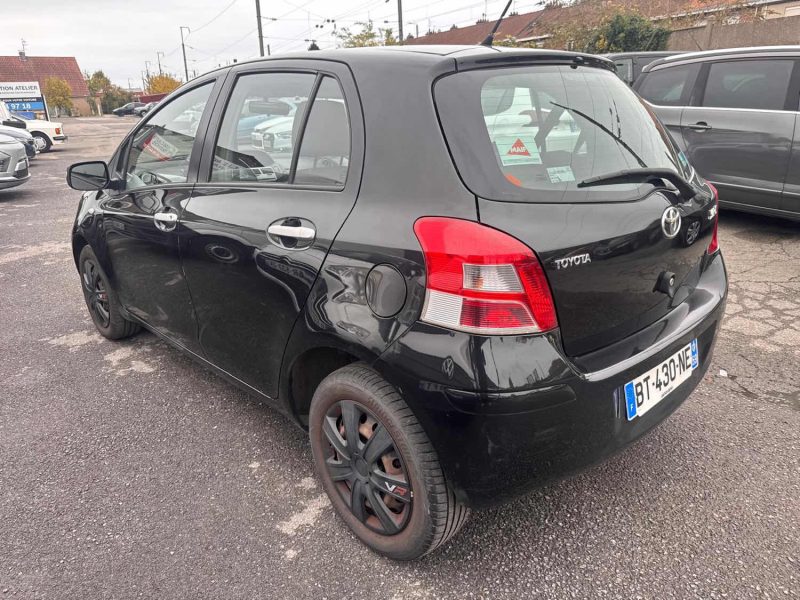 TOYOTA YARIS 100 VVT-I MILLENIUM 5P 2011