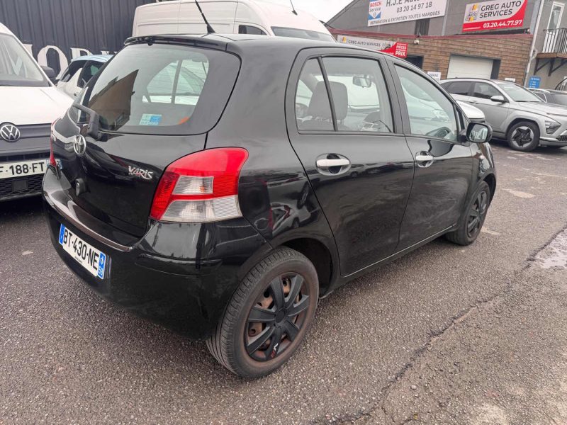 TOYOTA YARIS 100 VVT-I MILLENIUM 5P 2011