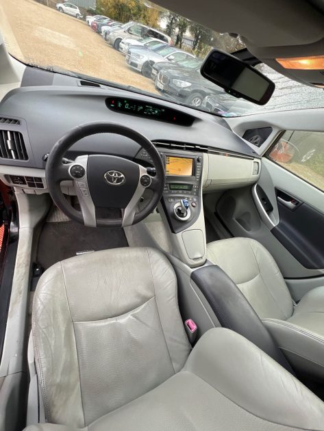 TOYOTA PRIUS PHR 136H ACTIVE 2010