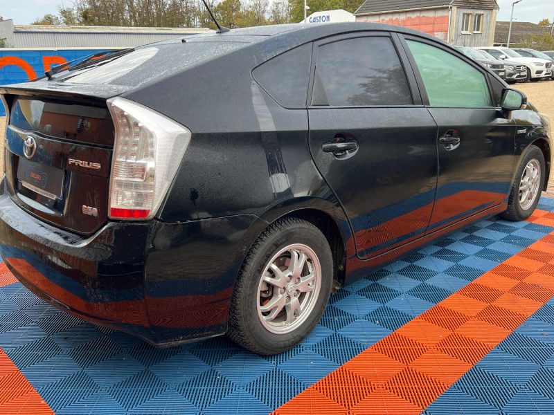 TOYOTA PRIUS PHR 136H ACTIVE 2010