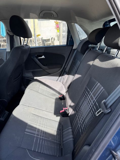 Volkswagen Polo 90 ch Essence – Roule parfaitement bien – Carrosserie à revoir – Année 2015