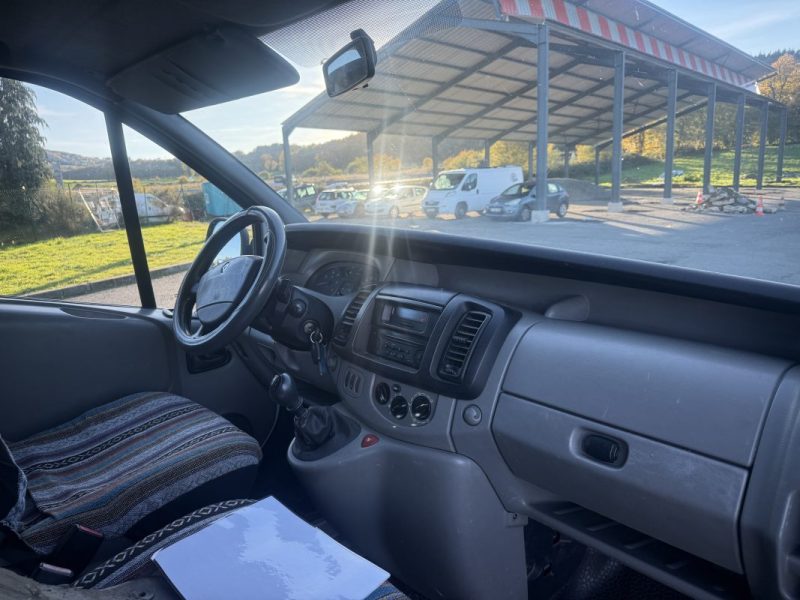 RENAULT TRAFIC 1.9 DCI 100CV 2004