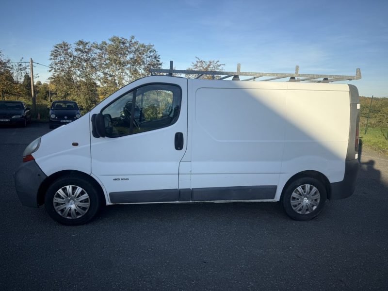 RENAULT TRAFIC 1.9 DCI 100CV 2004