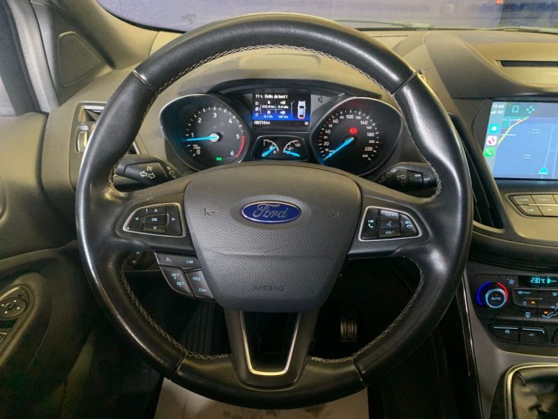 FORD KUGA ST LINE 2.0 TDCI 150CH 4X2 - Attelage - Cuir Alcantara - 82 000km 