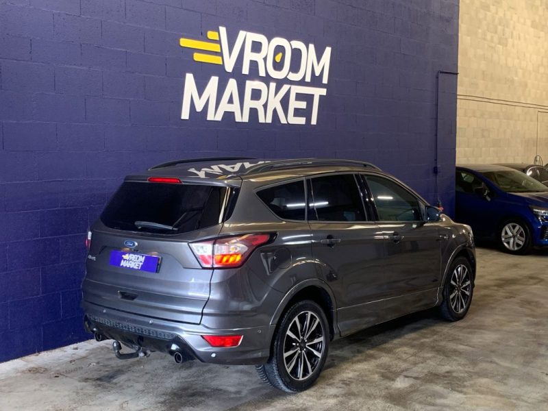 FORD KUGA ST LINE 2.0 TDCI 150CH 4X2 - Attelage - Cuir Alcantara - 82 000km 