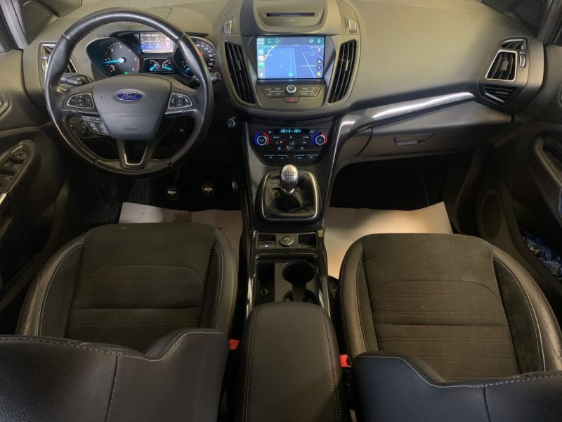 FORD KUGA ST LINE 2.0 TDCI 150CH 4X2 - Attelage - Cuir Alcantara - 82 000km 