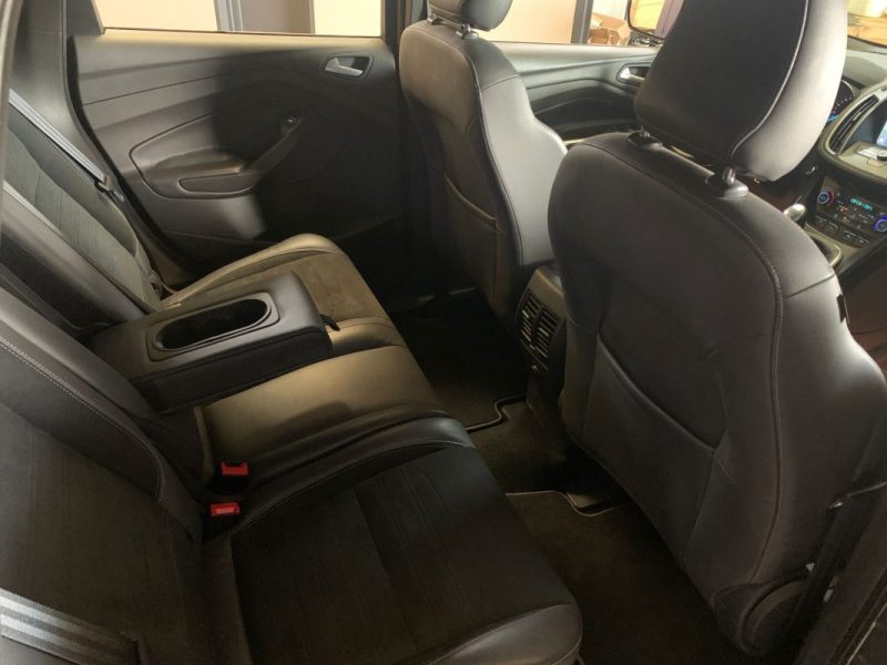 FORD KUGA ST LINE 2.0 TDCI 150CH 4X2 - Attelage - Cuir Alcantara - 82 000km 