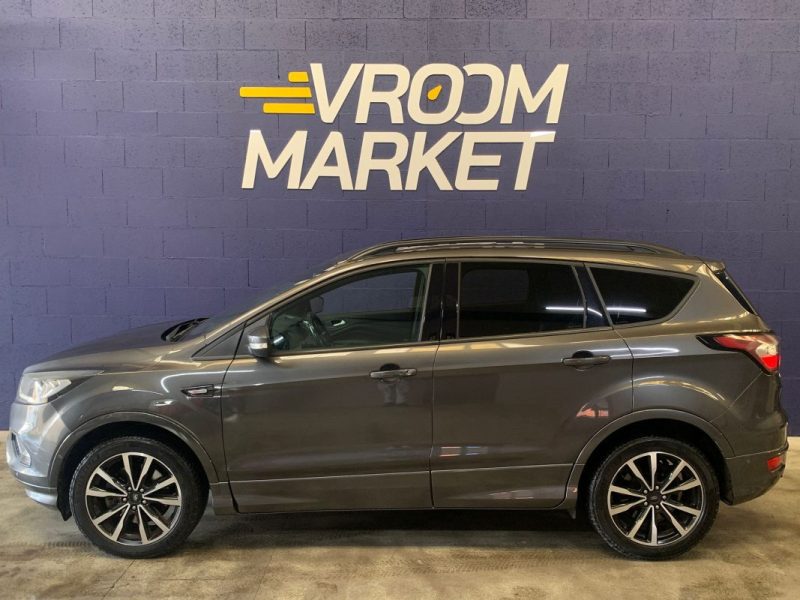 FORD KUGA ST LINE 2.0 TDCI 150CH 4X2 - Attelage - Cuir Alcantara - 82 000km 