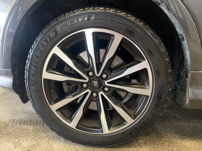 FORD KUGA ST LINE 2.0 TDCI 150CH 4X2 - Attelage - Cuir Alcantara - 82 000km 