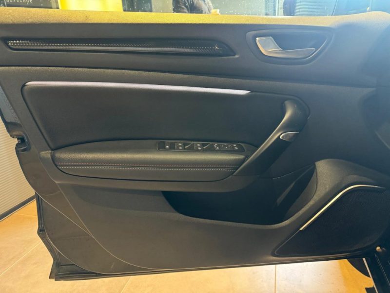 RENAULT MEGANE IV ESTATE 1.3 TCE 160 RS LINE EDC / 1ERE MAIN  2022