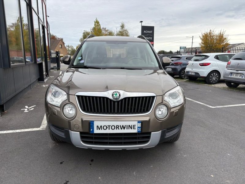 SKODA Yeti 1.2 TSI 106ch 🚙🔥 102 000 km 📋 Suivi / Sièges chauffants 🛋️ Attelage 🔗 BVA ⚙️ Reprise