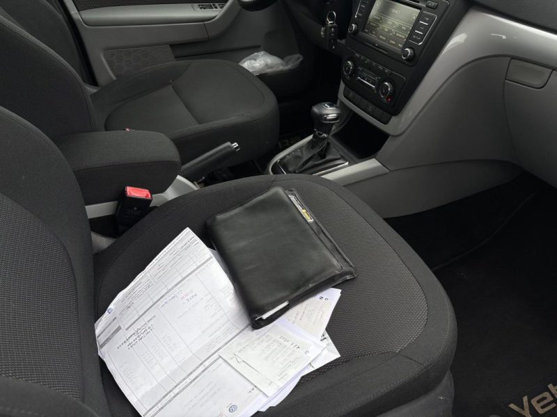 SKODA Yeti 1.2 TSI 106ch 🚙🔥 102 000 km 📋 Suivi / Sièges chauffants 🛋️ Attelage 🔗 BVA ⚙️ Reprise