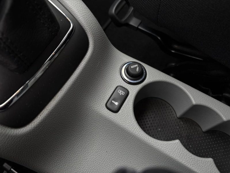 SKODA Yeti 1.2 TSI 106ch 🚙🔥 102 000 km 📋 Suivi / Sièges chauffants 🛋️ Attelage 🔗 BVA ⚙️ Reprise