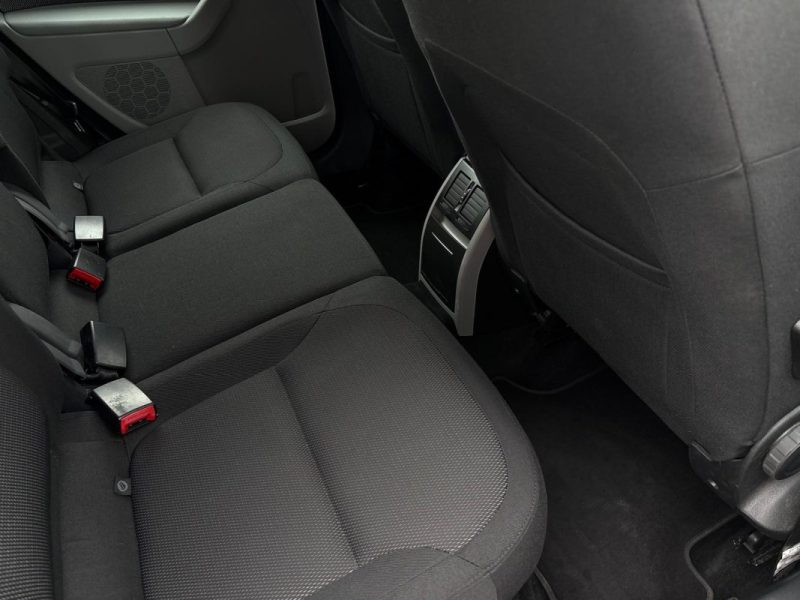 SKODA Yeti 1.2 TSI 106ch 🚙🔥 102 000 km 📋 Suivi / Sièges chauffants 🛋️ Attelage 🔗 BVA ⚙️ Reprise