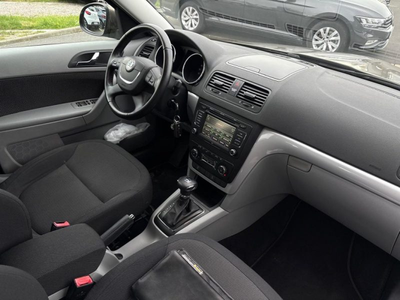 SKODA Yeti 1.2 TSI 106ch 🚙🔥 102 000 km 📋 Suivi / Sièges chauffants 🛋️ Attelage 🔗 BVA ⚙️ Reprise