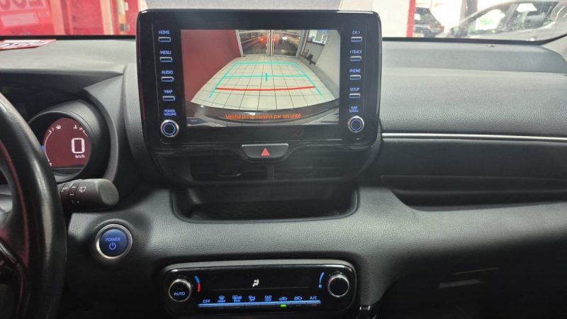 TOYOTA YARIS 4 BERLINE 116CV DESIGN/1 ERE MAIN/TVA RECUP 2022