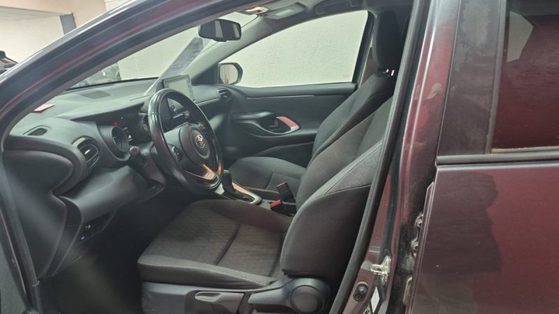 TOYOTA YARIS 4 BERLINE 116CV DESIGN/1 ERE MAIN/TVA RECUP 2022