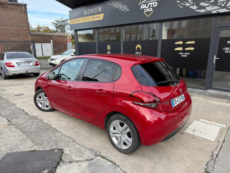 PEUGEOT 208 1.2 82cv STYLE - 46.000kms - GPS/CAMERA - GARANTIE