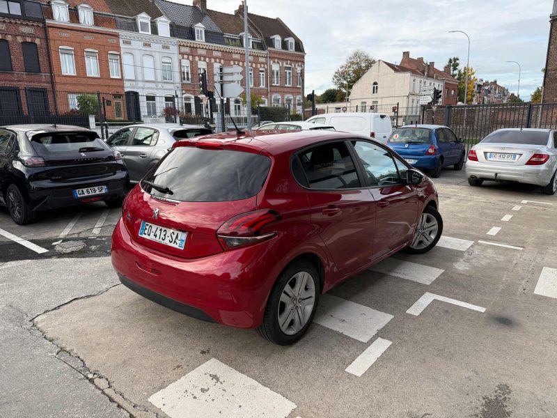 PEUGEOT 208 1.2 82cv STYLE - 46.000kms - GPS/CAMERA - GARANTIE