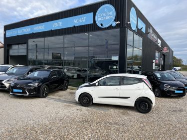 TOYOTA AYGO 1.0 VVT-I 69cv Active 5 portes 09/2017