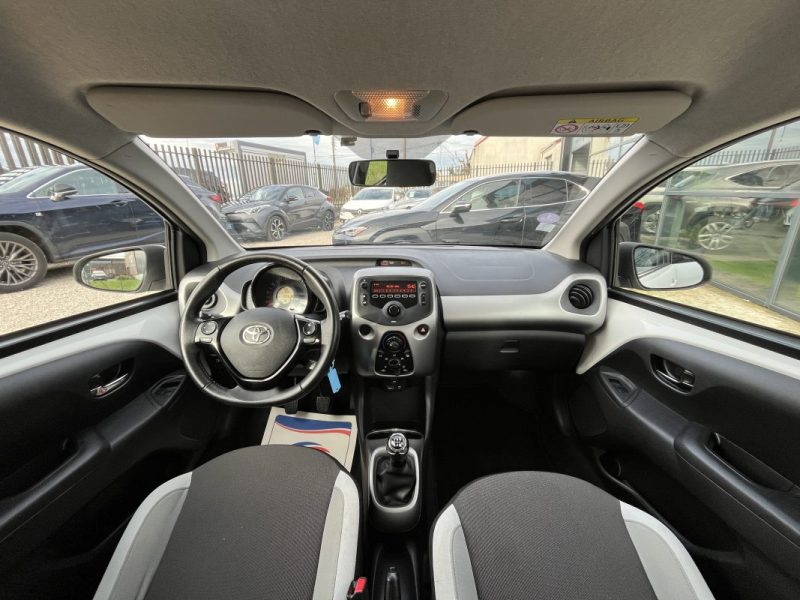 TOYOTA AYGO 1.0 VVT-I 69cv Active 5 portes 09/2017