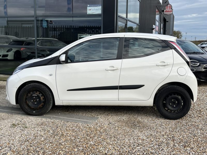 TOYOTA AYGO 1.0 VVT-I 69cv Active 5 portes 09/2017