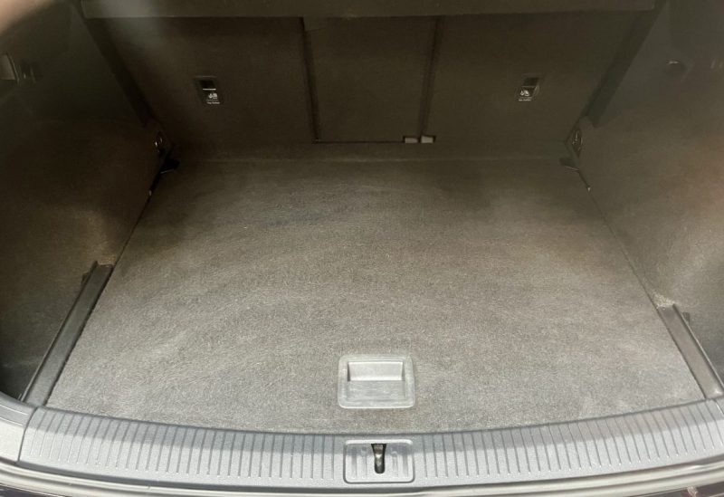 VOLKSWAGEN  TIGUAN R LINE EXCLUSIVE 2.0 TDI 