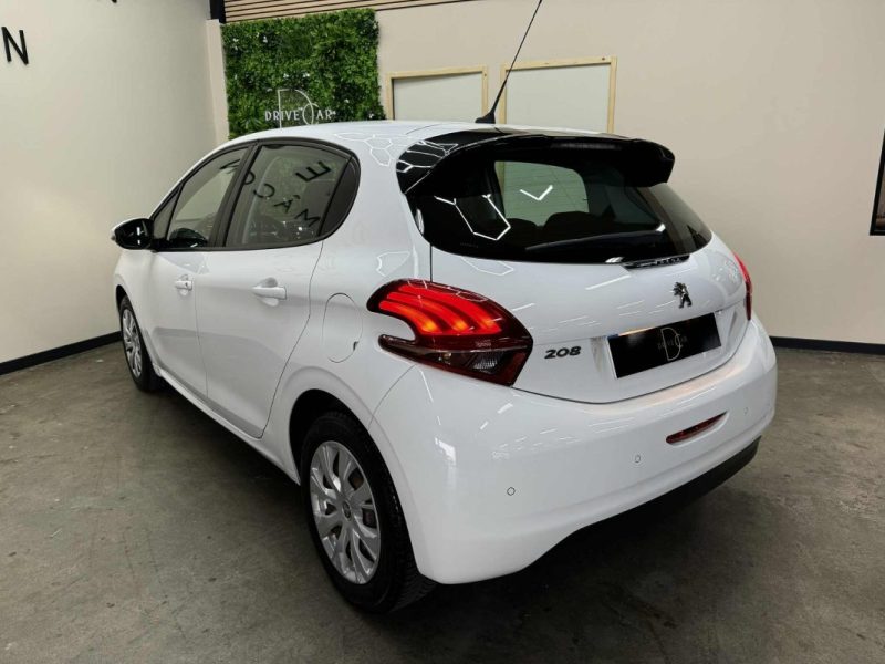 PEUGEOT 208 1.6 BLUEHDI 75CH ALLURE BUSINESS S&S 5 PLACES 2017