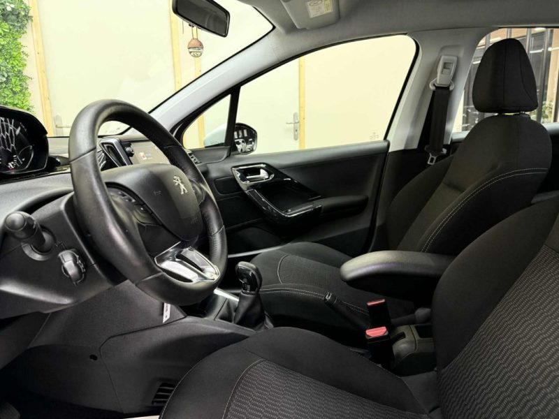 PEUGEOT 208 1.6 BLUEHDI 75CH ALLURE BUSINESS S&S 5 PLACES 2017