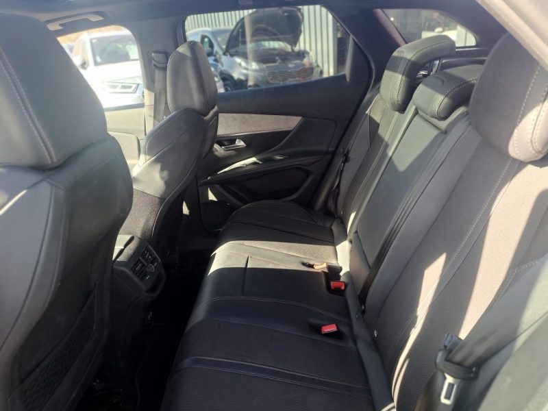 PEUGEOT 3008 1.6 hybrid 225 cv GT TOIT OUVRANT PANORAMIQUE VIRTUAL COCKPIT