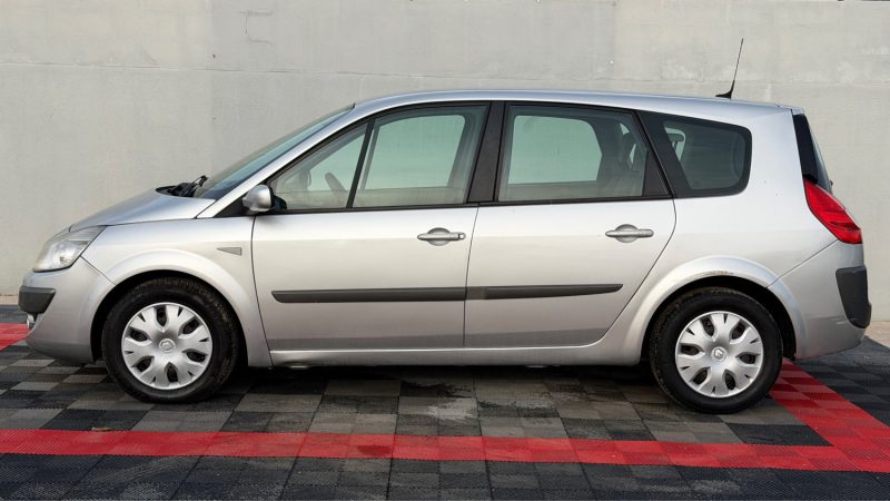 RENAULT MEGANE GRAND SCENIC  1.9DCI 130 5 PLACES CARMINAT