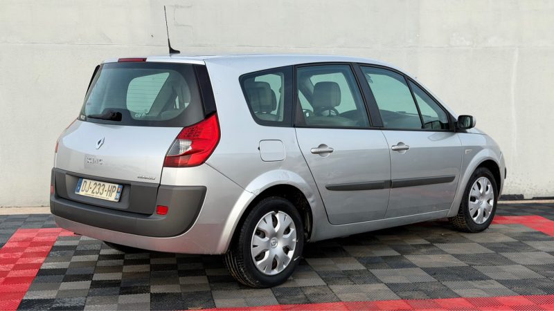 RENAULT MEGANE GRAND SCENIC  1.9DCI 130 5 PLACES CARMINAT