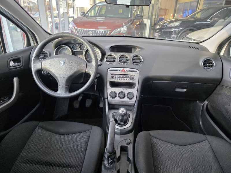 PEUGEOT 308 1.6 HDI 110 CONFORT PACK 2010