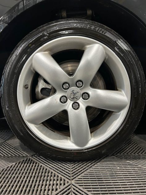 PEUGEOT 407 COUPE 2.7HDI V6 24V 204CH