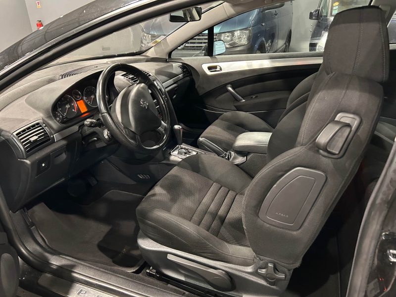 PEUGEOT 407 COUPE 2.7HDI V6 24V 204CH