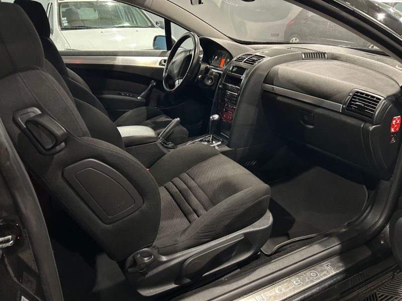 PEUGEOT 407 COUPE 2.7HDI V6 24V 204CH