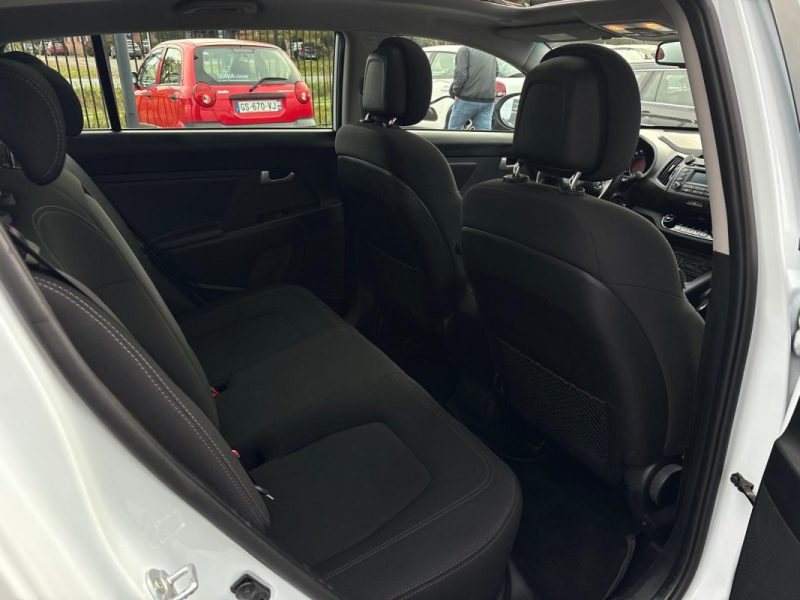 KIA Sportage 1.7 CRDI 116ch 🚙🌞 Toit pano / Caméra 📹 Reprise 🔄 Garantie 6 mois ✅