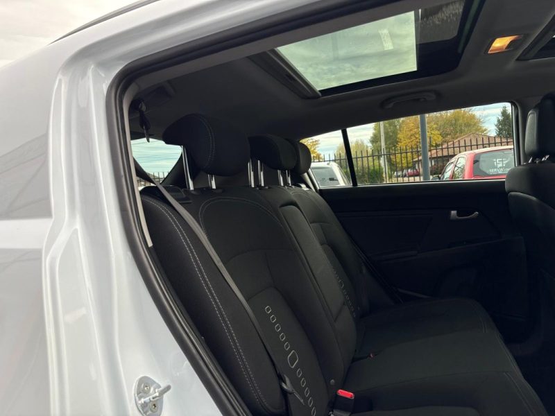 KIA Sportage 1.7 CRDI 116ch 🚙🌞 Toit pano / Caméra 📹 Reprise 🔄 Garantie 6 mois ✅