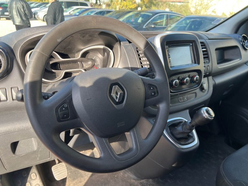 RENAULT TRAFIC 3  L1H1 1200 2.0 DCI 120CH CONFORT E6 2021